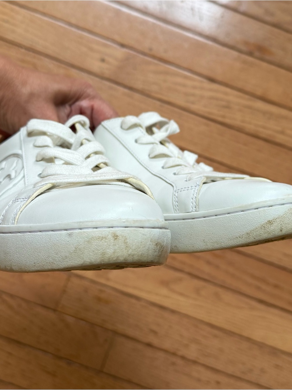 Tory Burch Ivory Leather Low-Top Sneakers - Picture 6 of 7